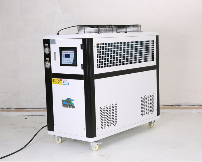 工业水循环制冷机十项安全保护装置